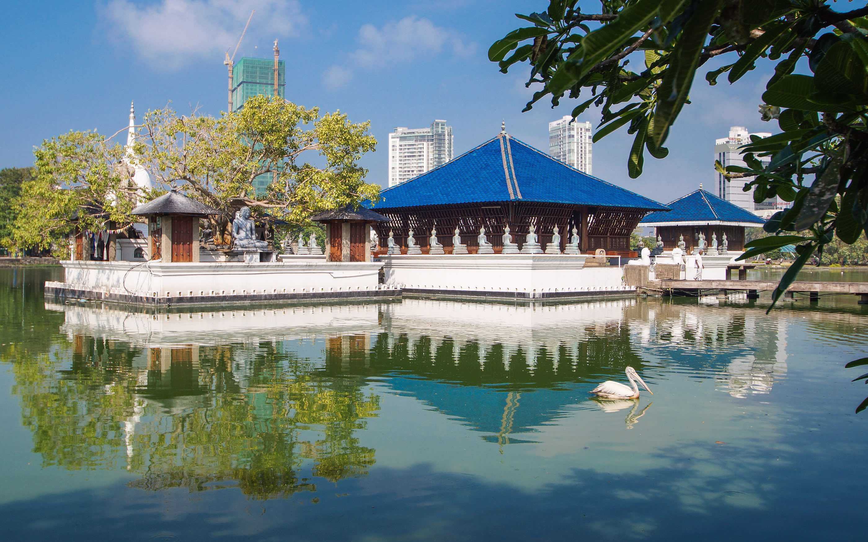 Gangaramaya Temple